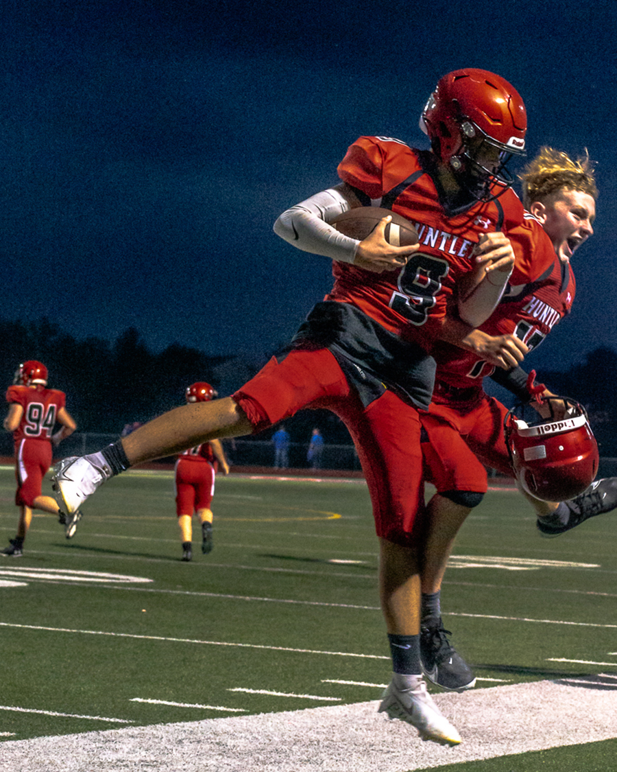 Highlights from Huntley High School’s Game My Huntley News