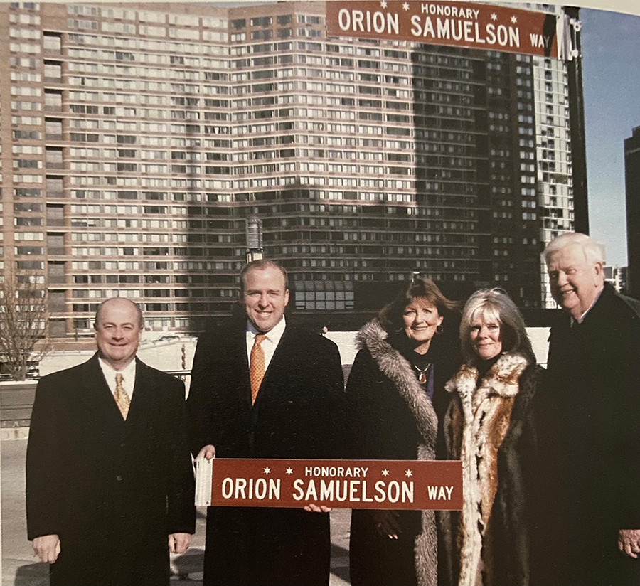 From left to right-WGN Radio Vice President and General Manager Tom Langmyer, Chicago 42 Ward Alderman Brendan Reilly, Gloria Samuelson, Christine Collins and Orion