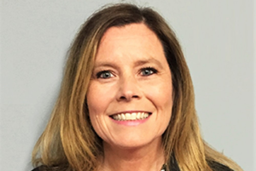 As of Oct. 21, Lesli Melendy is no longer serving as a D158 Board of Education member due to her family having relocated to an area outside of Huntley.